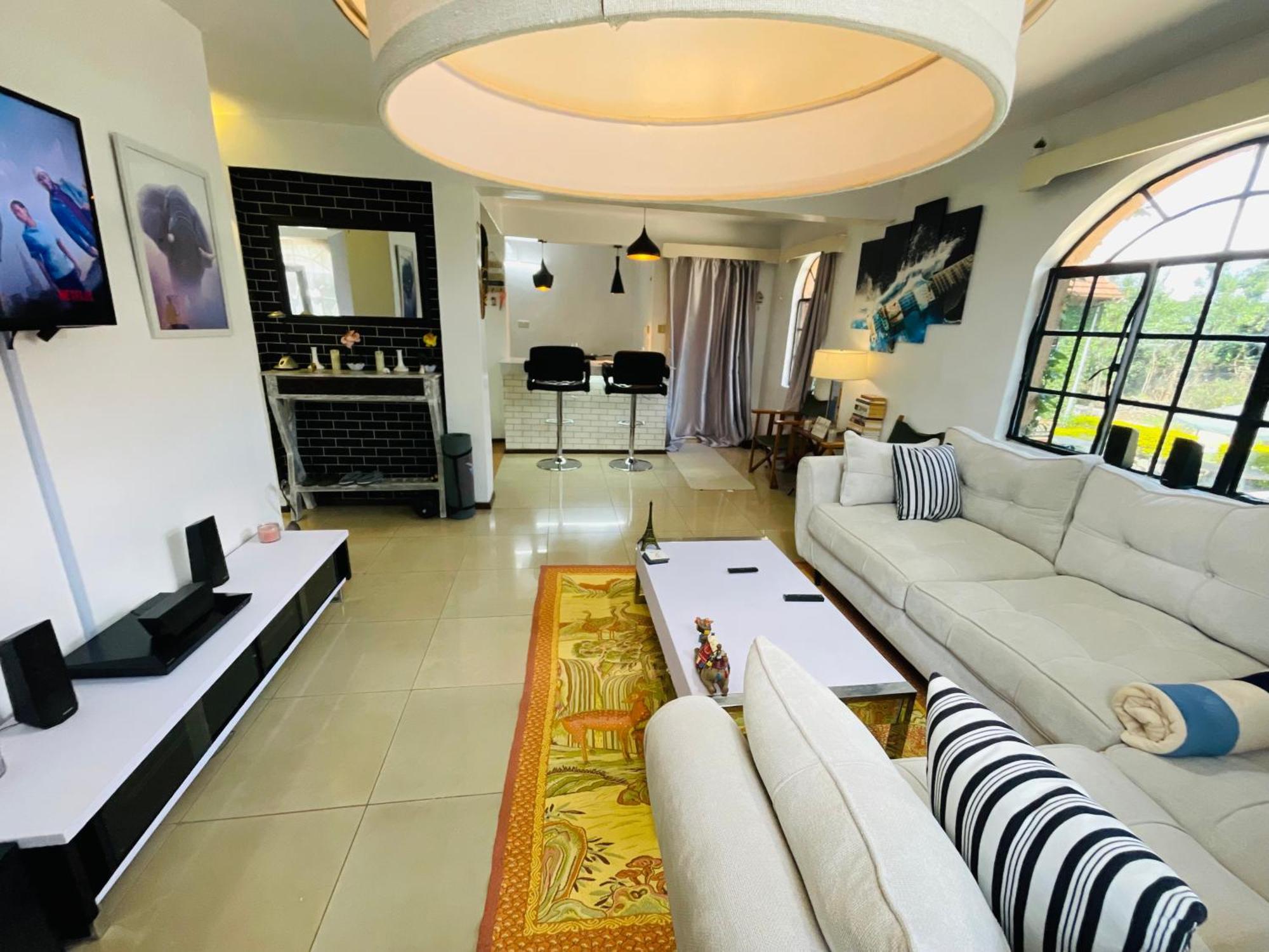 Modern Luxe Apartment With King Bed In Karen Nairobi Eksteriør bilde